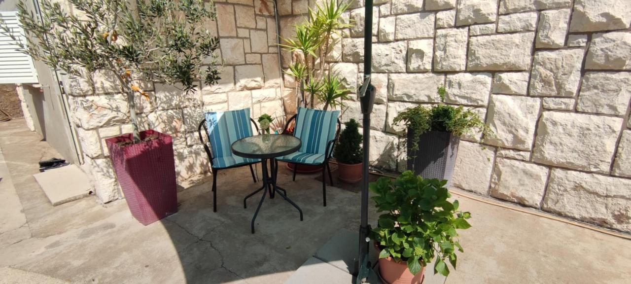 Apartment "Orangina" Sea - Nature - Relax - Ideal For Couples Dubrovnik Dış mekan fotoğraf